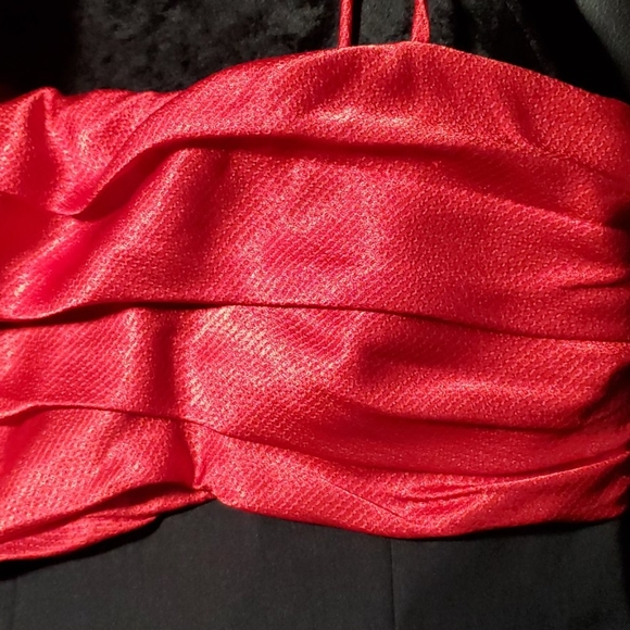 Red & Black Verdict Cocktail Dress - Picture 8 of 9